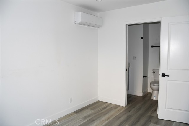 Detail Gallery Image 19 of 38 For 994 Valencia #108,  Costa Mesa,  CA 92626 - 1 Beds | 1 Baths