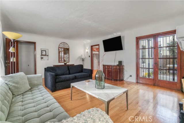 102 Bonito Avenue, Long Beach CA: https://media.crmls.org/medias/5bbb1723-3506-4921-8e3e-931ad5b6f384.jpg