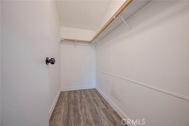 4000 Mariposa Way, Merced CA: https://media.crmls.org/medias/5bbb88ff-9134-4819-a330-4b6c8def1d93.jpg