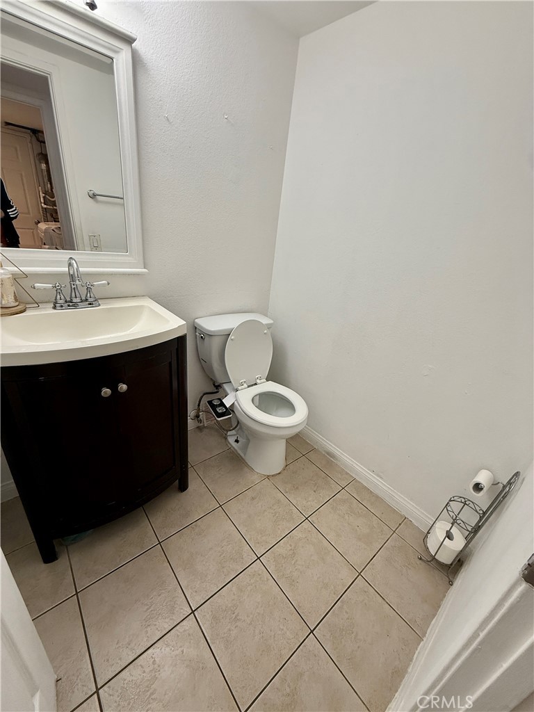 https://media.crmls.org/medias/5bbb8d09-c6ae-425b-999e-4bfa5e384433.jpg?preset=X-Large