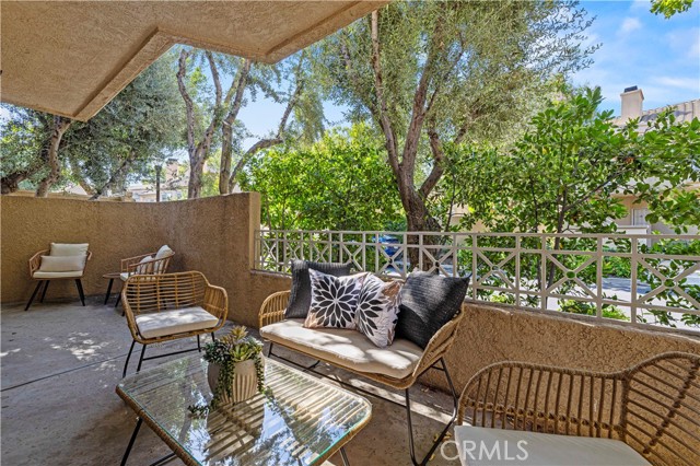 23839 Del Monte Drive, Valencia CA: https://media.crmls.org/medias/5bbba0e6-12cb-40da-a2fd-a69dd7504f85.jpg
