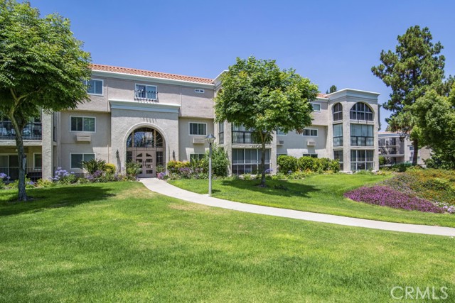 Front Image Thumbnail for CROC25252891