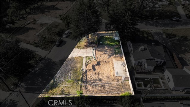 3718 El Sereno Avenue, Altadena CA: https://media.crmls.org/medias/5bbc359b-8408-45bc-8810-672c7b085a37.jpg