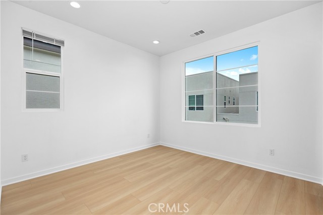 Detail Gallery Image 27 of 42 For 292 Novel, Irvine,  CA 92618 - 2 Beds | 2/1 Baths