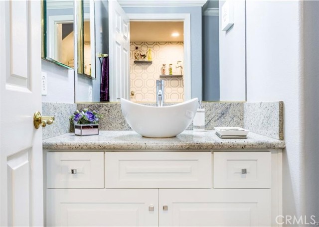 24588 Ebelden Avenue, Newhall CA: https://media.crmls.org/medias/5bbd01dc-ec6d-48f2-9c60-bffa0160a19f.jpg