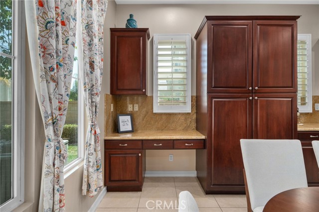 8416 Sunset Rose Drive, Corona CA: https://media.crmls.org/medias/5bbe0363-2bb9-480a-822a-7d43c2aaac46.jpg