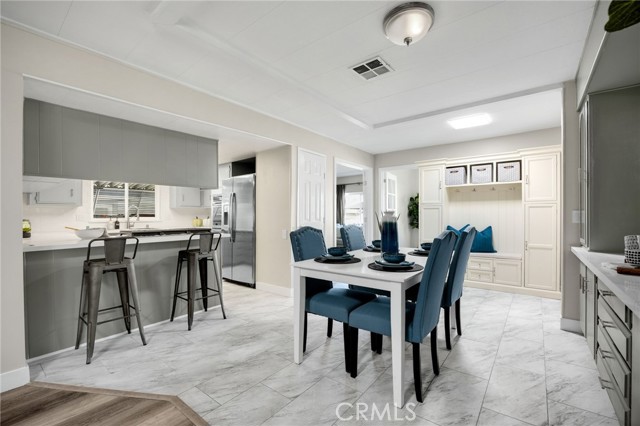 2851 Rolling Hills, Fullerton CA: https://media.crmls.org/medias/5bbe2097-84a3-4f3f-9aac-91562ab5e2a1.jpg