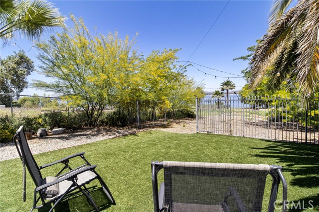 17300 Grand Avenue, Lake Elsinore CA: https://media.crmls.org/medias/5bbe62bc-1e1d-44e6-8f1a-874615d375ce.jpg