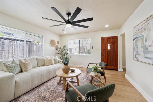 214 Placentia Avenue, Pismo Beach CA: https://media.crmls.org/medias/5bbf000a-ac58-48e9-9c09-7469c7e825ef.jpg