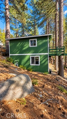 32375 Scandia Dr, Running Springs, CA 92382