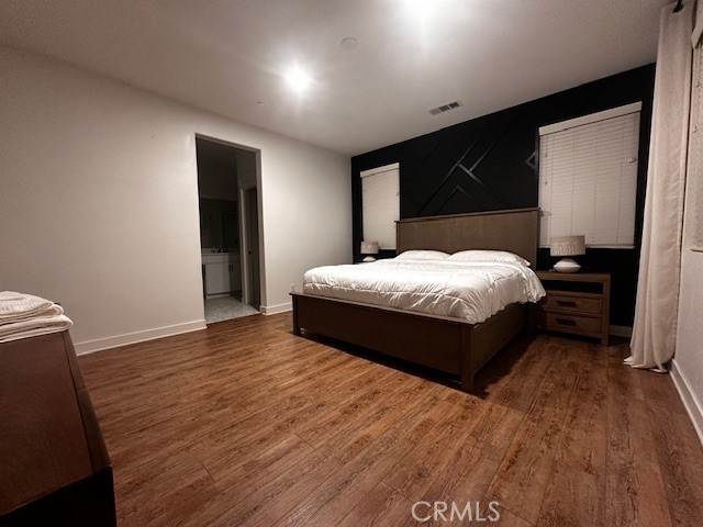 https://media.crmls.org/medias/5bc05c4d-c70d-4ac6-80bd-9c2335b303de.jpg?preset=X-Large