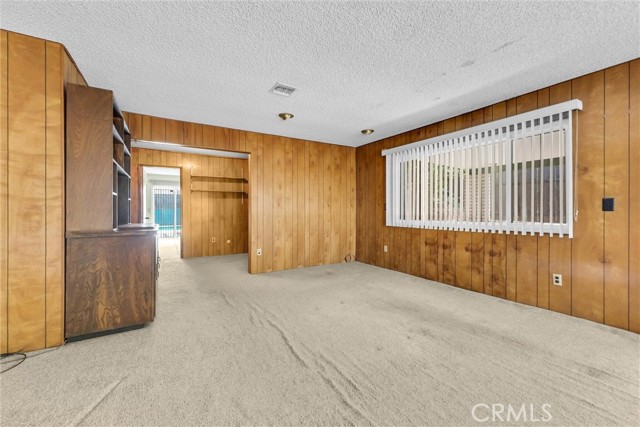 Detail Gallery Image 13 of 42 For 350 Glenhill Dr, Riverside,  CA 92507 - 6 Beds | 3 Baths