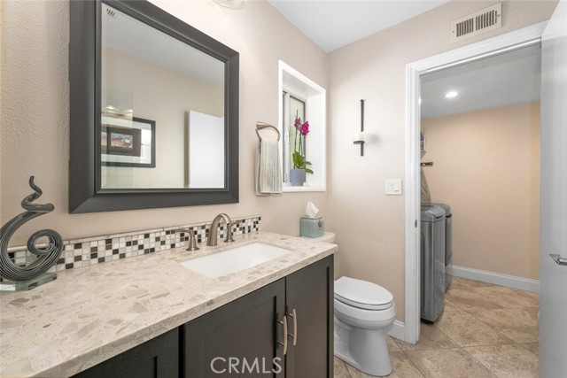 6786 Molokai Drive, Cypress CA: https://media.crmls.org/medias/5bc14632-4b1a-4590-8b5a-f43015d959ec.jpg