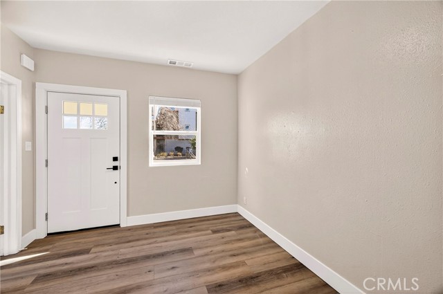 Detail Gallery Image 7 of 37 For 1128 W 5th, Chico,  CA 95928 - 3 Beds | 1 Baths