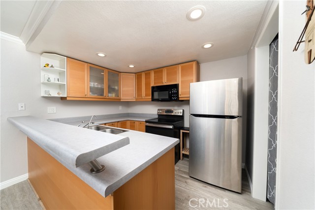 4109 Apricot Drive, Irvine CA: https://media.crmls.org/medias/5bc288df-e647-4d80-b570-6e85ec0c3812.jpg