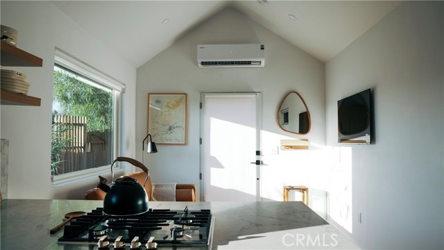 2142 Fargo Street photo 53