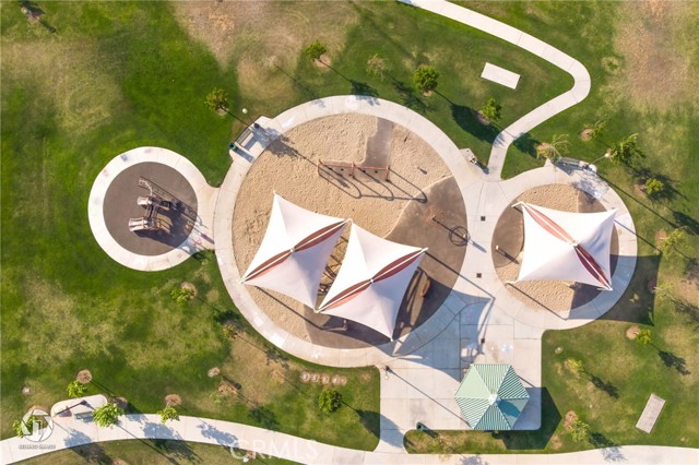 5206 Village Green Lane, Bakersfield CA: https://media.crmls.org/medias/5bc5b1b0-1bbe-484c-9351-8ba0d159ac6b.jpg