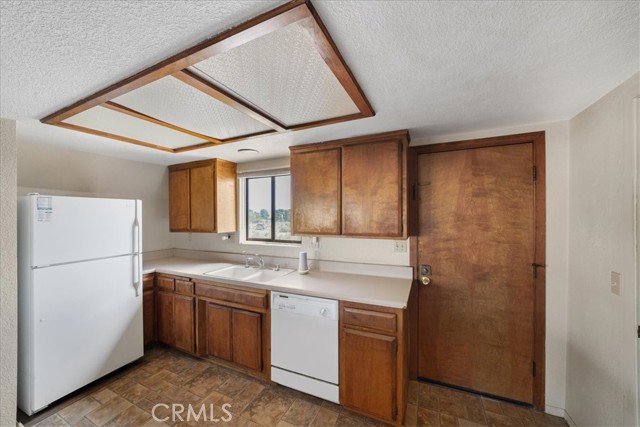 3 Bed Home for Sale in Phelan, California
