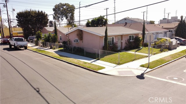 5922 Gardenia Ave, Long Beach, CA 90805