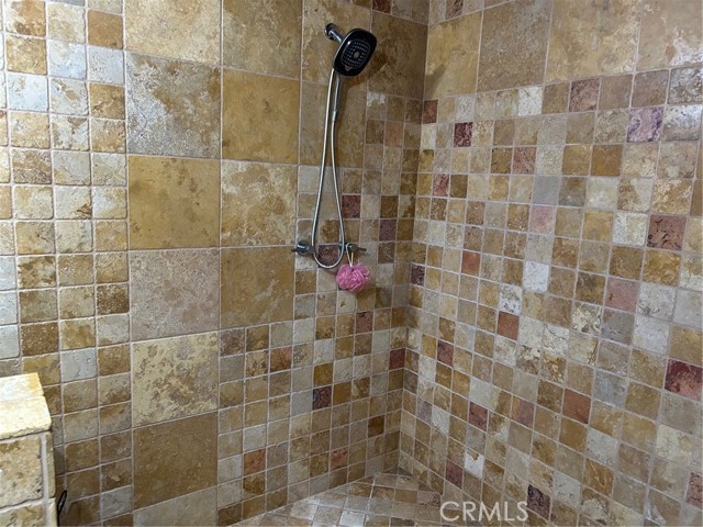 28856 Yosemite Place, Canyon Lake CA: https://media.crmls.org/medias/5bc7fd91-335e-48ad-830f-1370730ae342.jpg