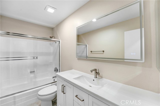 2473 Oswego Street, Pasadena CA: https://media.crmls.org/medias/5bc85e95-14a3-442c-b0f1-19ae725e7699.jpg