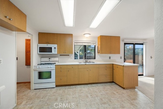 Detail Gallery Image 16 of 54 For 5558 Prancing Deer, Paso Robles,  CA 93446 - 3 Beds | 2 Baths