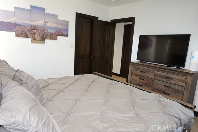 430 Sonora Avenue, Glendale CA: https://media.crmls.org/medias/5bca97e8-b72d-44bc-be1c-96186e631d00.jpg