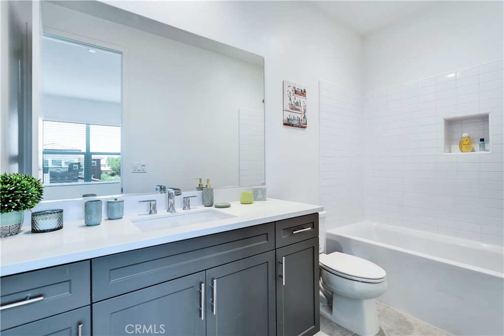 MLS #CV25246460 image #34