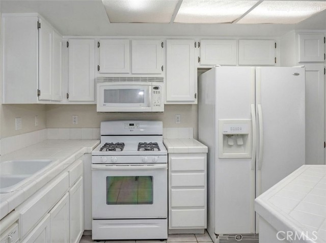 29133 DIABLO Place, Castaic CA: https://media.crmls.org/medias/5bcafc19-9e19-4bf1-aaf3-26f5714c335c.jpg