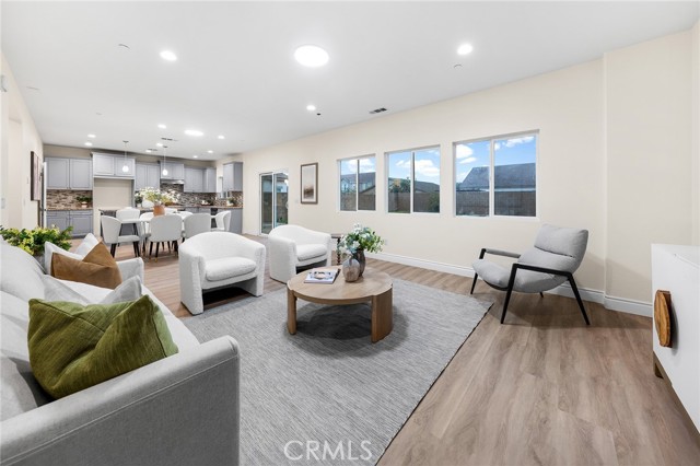 Detail Gallery Image 18 of 70 For 3262 S Portsmouth, Ontario,  CA 91761 - 5 Beds | 3/1 Baths