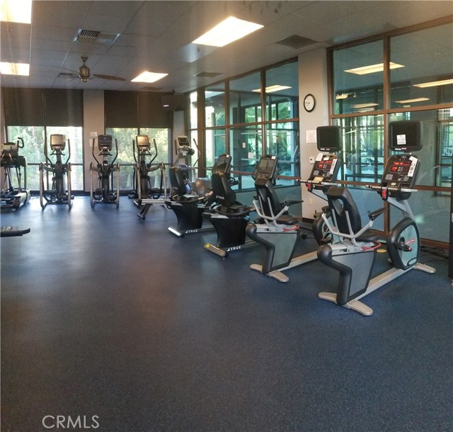 Detail Gallery Image 35 of 50 For 24622 Gleneagles, Corona,  CA 92883 - 2 Beds | 2/1 Baths