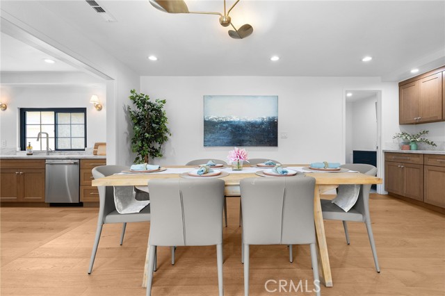 Detail Gallery Image 11 of 49 For 6275 Bion Ave, San Gabriel,  CA 91775 - 3 Beds | 3/1 Baths