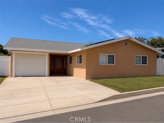 Front Image Thumbnail for CRDW26179167