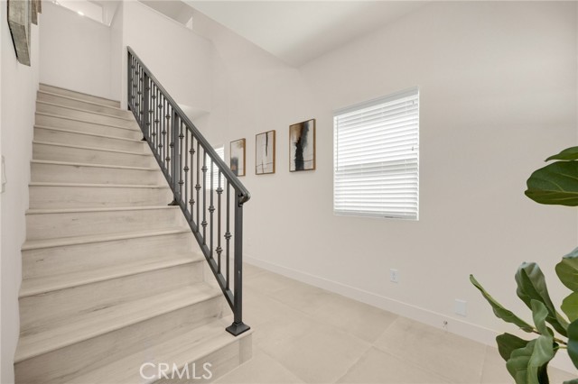 Image 2 for 801 W Graham Ave #1, Lake Elsinore, CA 92530