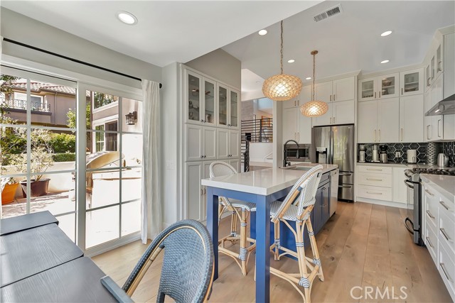 19325 Peachtree Lane, Huntington Beach CA: https://media.crmls.org/medias/5bcde938-d218-4a0e-b67e-5f159e53259d.jpg
