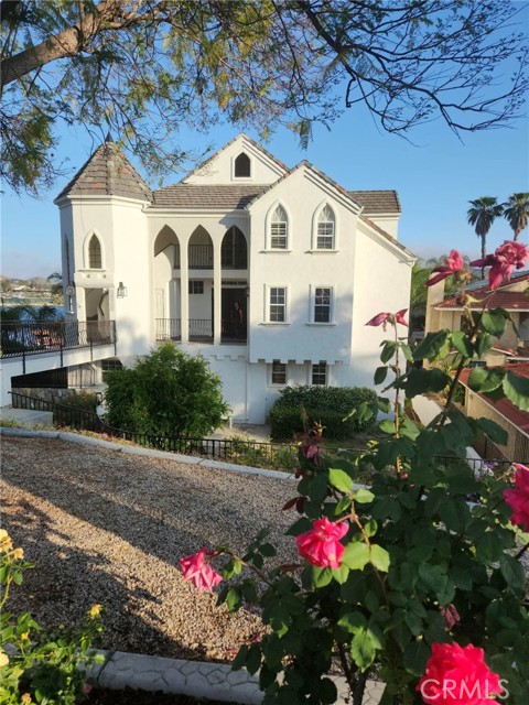 Detail Gallery Image 1 of 21 For 30062 Big Range Rd #1,  Canyon Lake,  CA 92587 - 1 Beds | 1 Baths
