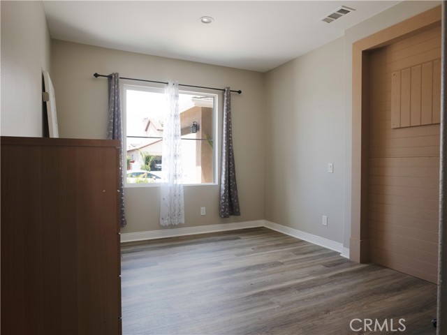 1870 Rosemont Circle, San Jacinto CA: https://media.crmls.org/medias/5bcec9c5-6f24-40e6-8f24-bec40f036801.jpg
