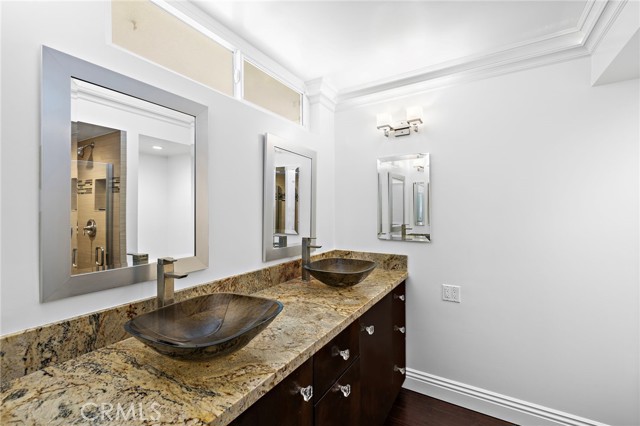 Detail Gallery Image 11 of 26 For 310 Fernando St #307,  Newport Beach,  CA 92661 - 2 Beds | 2 Baths