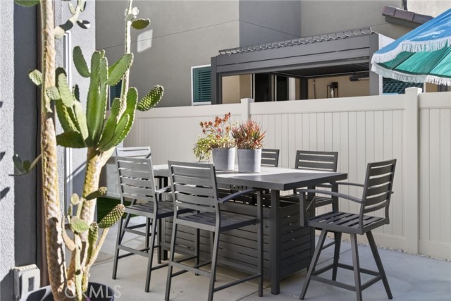 Detail Gallery Image 34 of 66 For 4059 Pomelo Dr, Corona,  CA 92883 - 4 Beds | 3 Baths