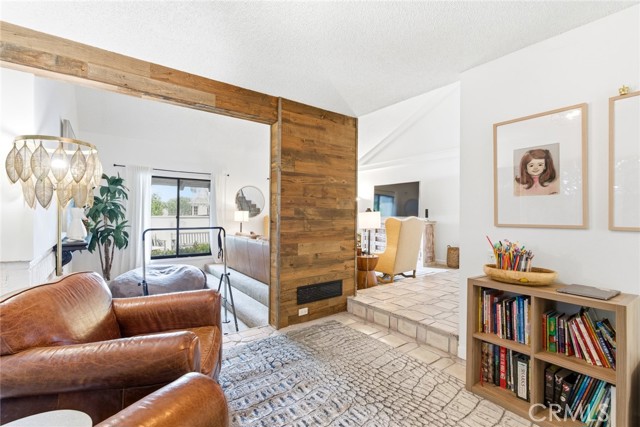 Detail Gallery Image 6 of 33 For 1854 Port Margate, Newport Beach,  CA 92660 - 3 Beds | 2/1 Baths