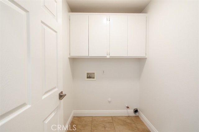 Image 27 of 63 For 41 Castletree