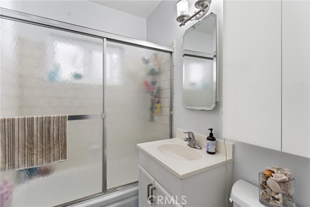 2300 Graham Avenue, Redondo Beach, California 90278, ,Residential Income,Sold,Graham,NP23142072