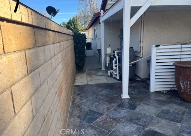 Detail Gallery Image 11 of 50 For 23509 via Chantilly, Valencia,  CA 91355 - 2 Beds | 2 Baths