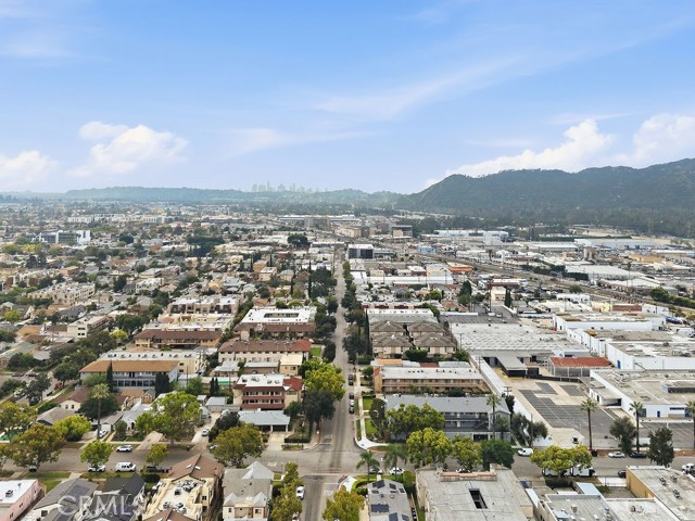 Detail Gallery Image 5 of 7 For 345 Concord St, Glendale,  CA 91203 - 3 Beds | 2 Baths