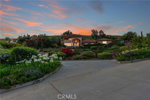 6805 Aviano Drive, Camarillo CA: https://media.crmls.org/medias/5bd3108d-7794-4cec-a26f-97cc60a671f7.jpg