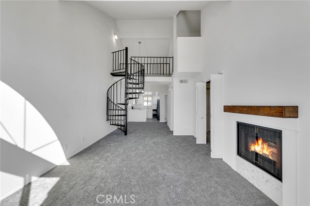 Detail Gallery Image 1 of 27 For 26746 Claudette St #462,  Canyon Country,  CA 91351 - 2 Beds | 2 Baths