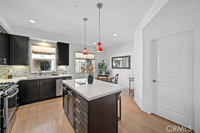 Detail Gallery Image 7 of 40 For 920 Bay Leaf, San Luis Obispo,  CA 93401 - 3 Beds | 3/1 Baths