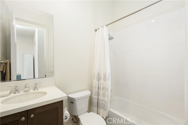 66 Eider Run, Irvine CA: https://media.crmls.org/medias/5bd38532-4715-423e-b83b-acd506b5ab9a.jpg