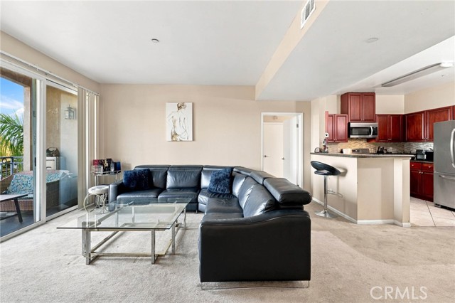 2 Bed Home for Sale in Van Nuys, California