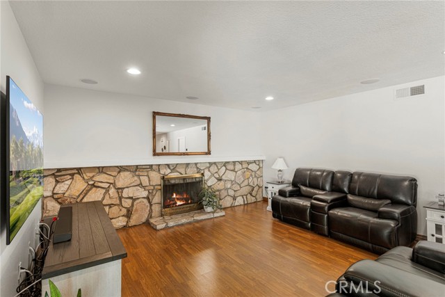 Detail Gallery Image 16 of 35 For 6312 Cameo St, Alta Loma,  CA 91701 - 4 Beds | 2/1 Baths